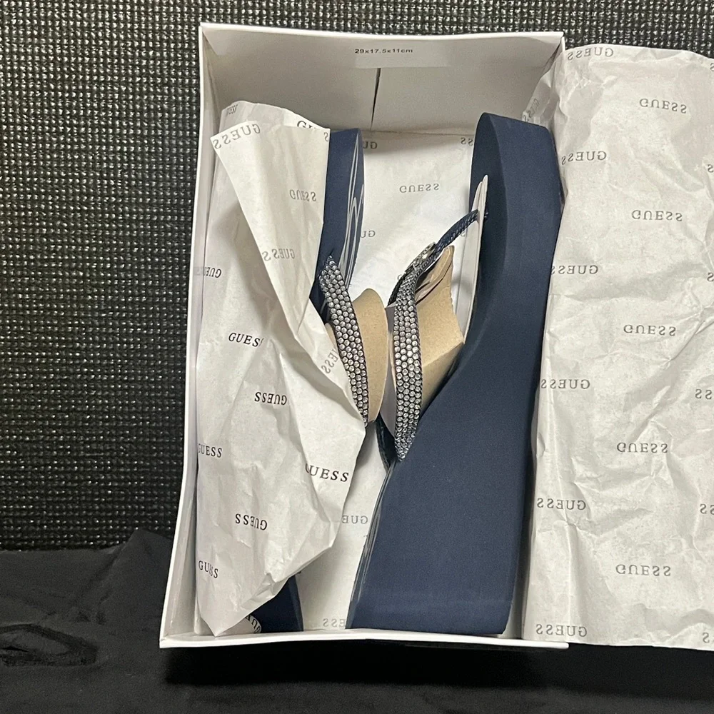 Guess Women's Navy Platform Sandals - Picture 5 of 6